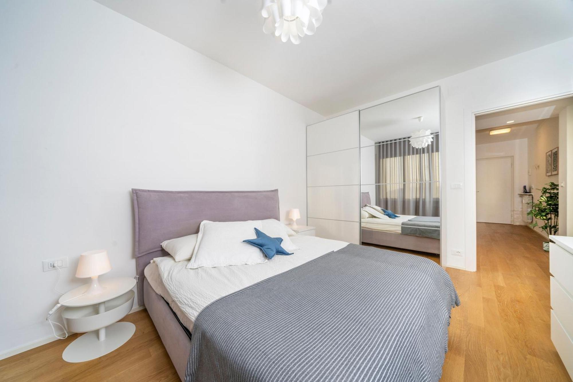 Cozy & Bright Apartment - W/ Balcony Udine Ngoại thất bức ảnh